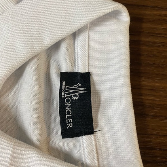 Nice white moncler polo - Picture 3 of 4